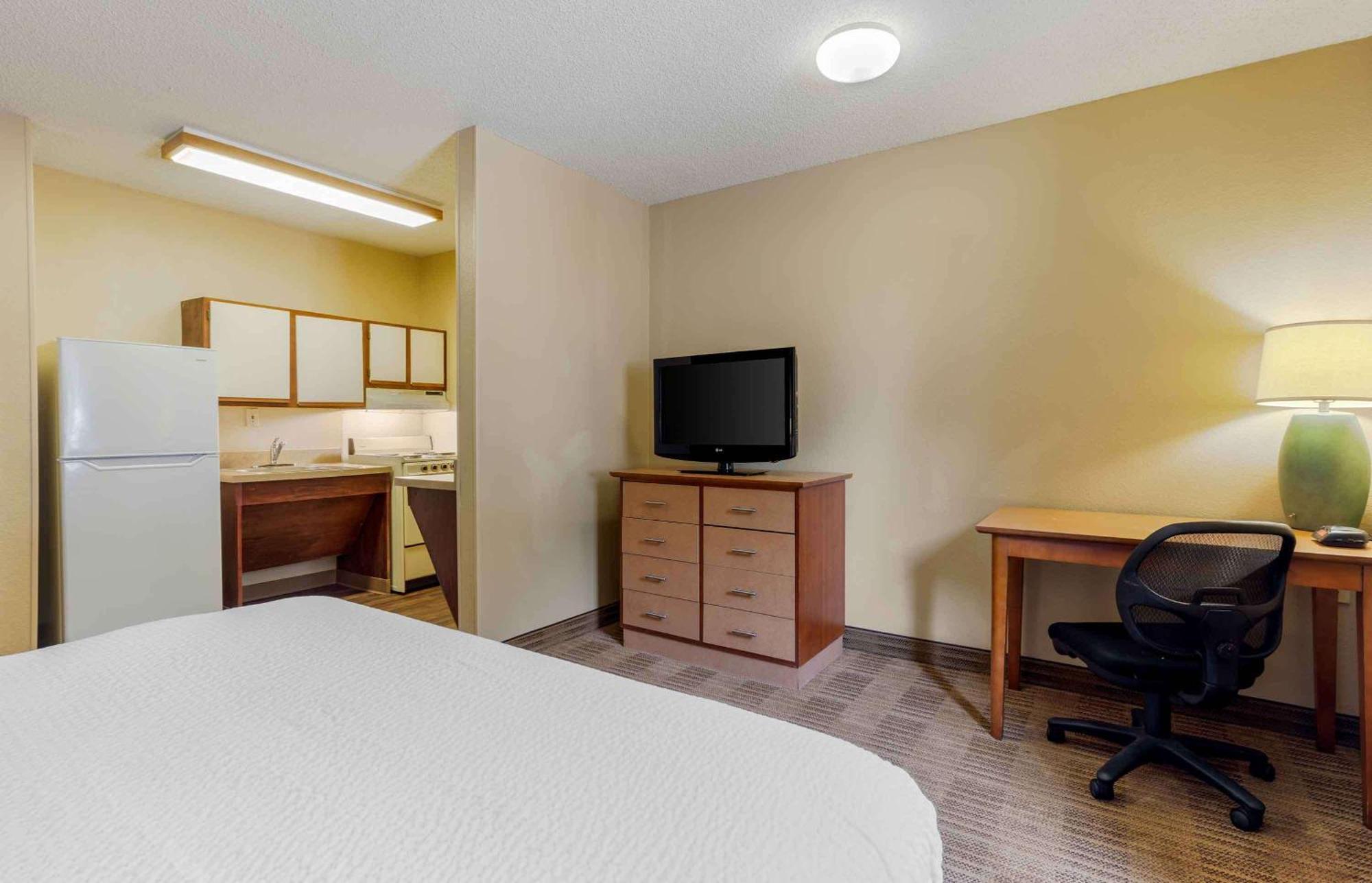 Extended Stay America Suites - Raleigh - North Raleigh - Wake Towne Dr Екстер'єр фото